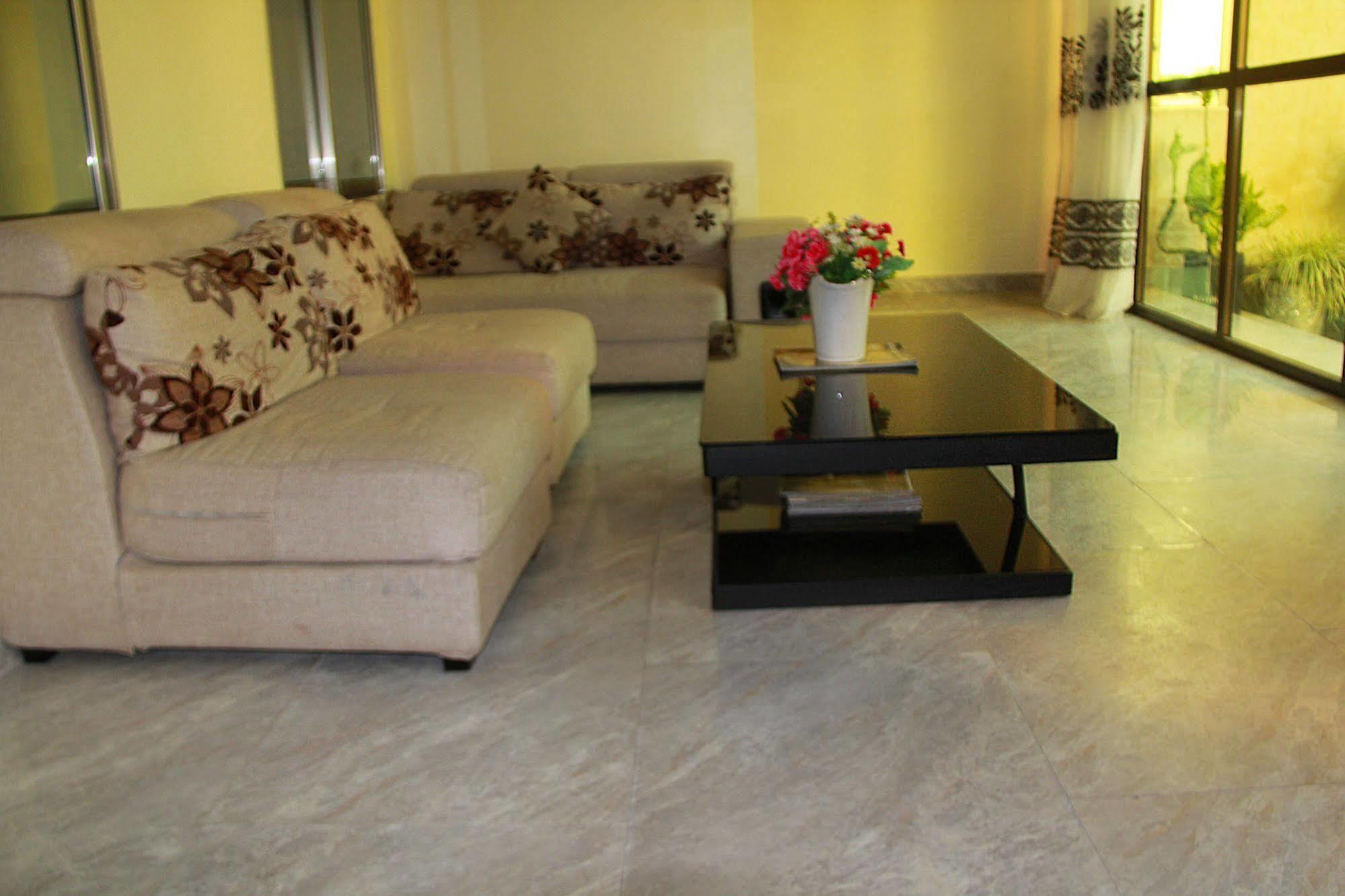 Varlek Hotel Dar es Salaam Zewnętrze zdjęcie