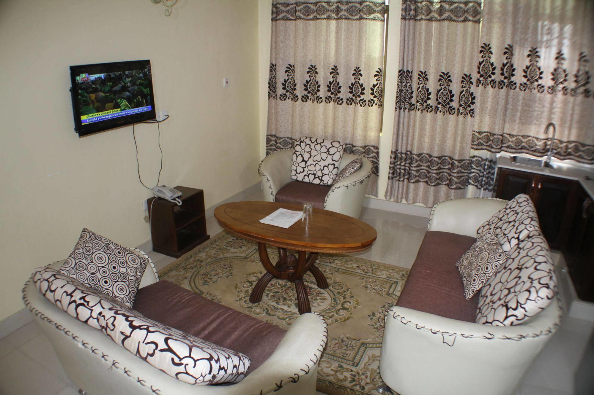 Varlek Hotel Dar es Salaam Zewnętrze zdjęcie