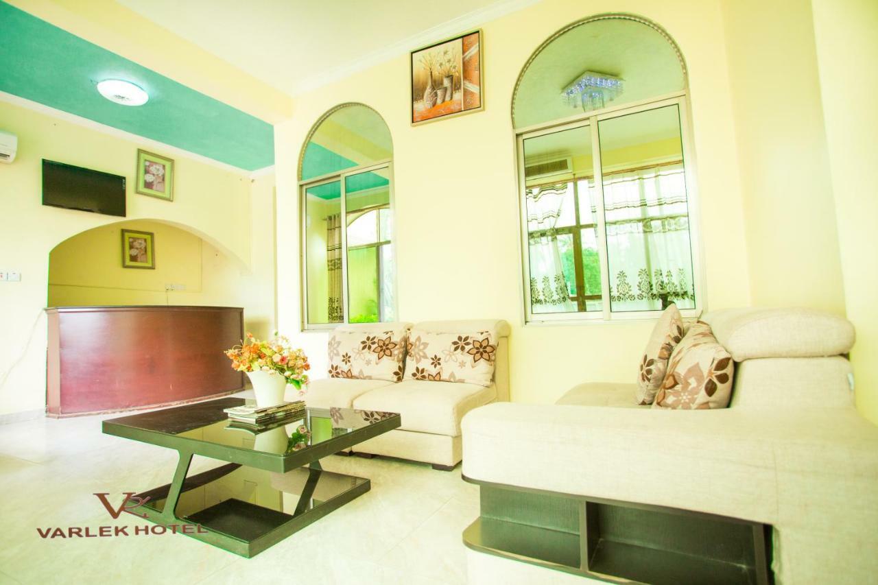 Varlek Hotel Dar es Salaam Zewnętrze zdjęcie