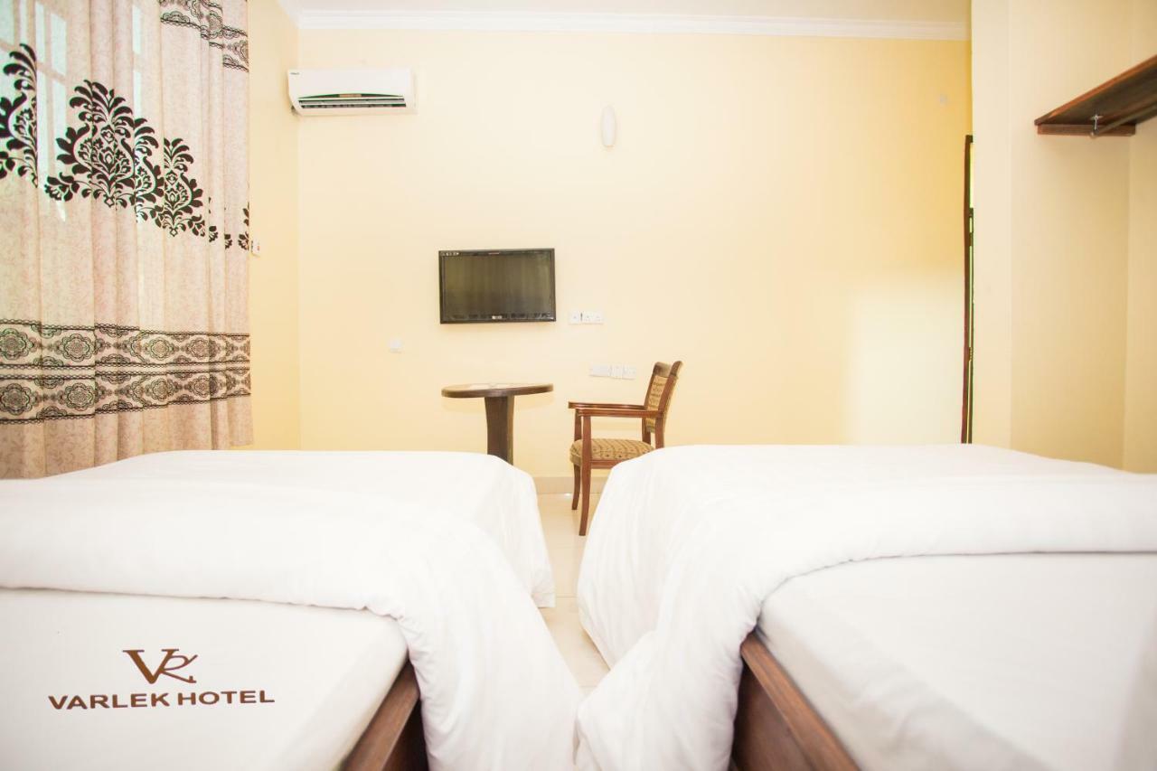 Varlek Hotel Dar es Salaam Zewnętrze zdjęcie