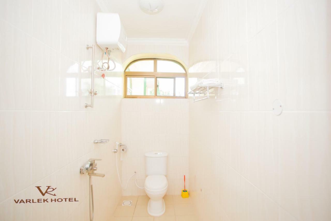 Varlek Hotel Dar es Salaam Zewnętrze zdjęcie