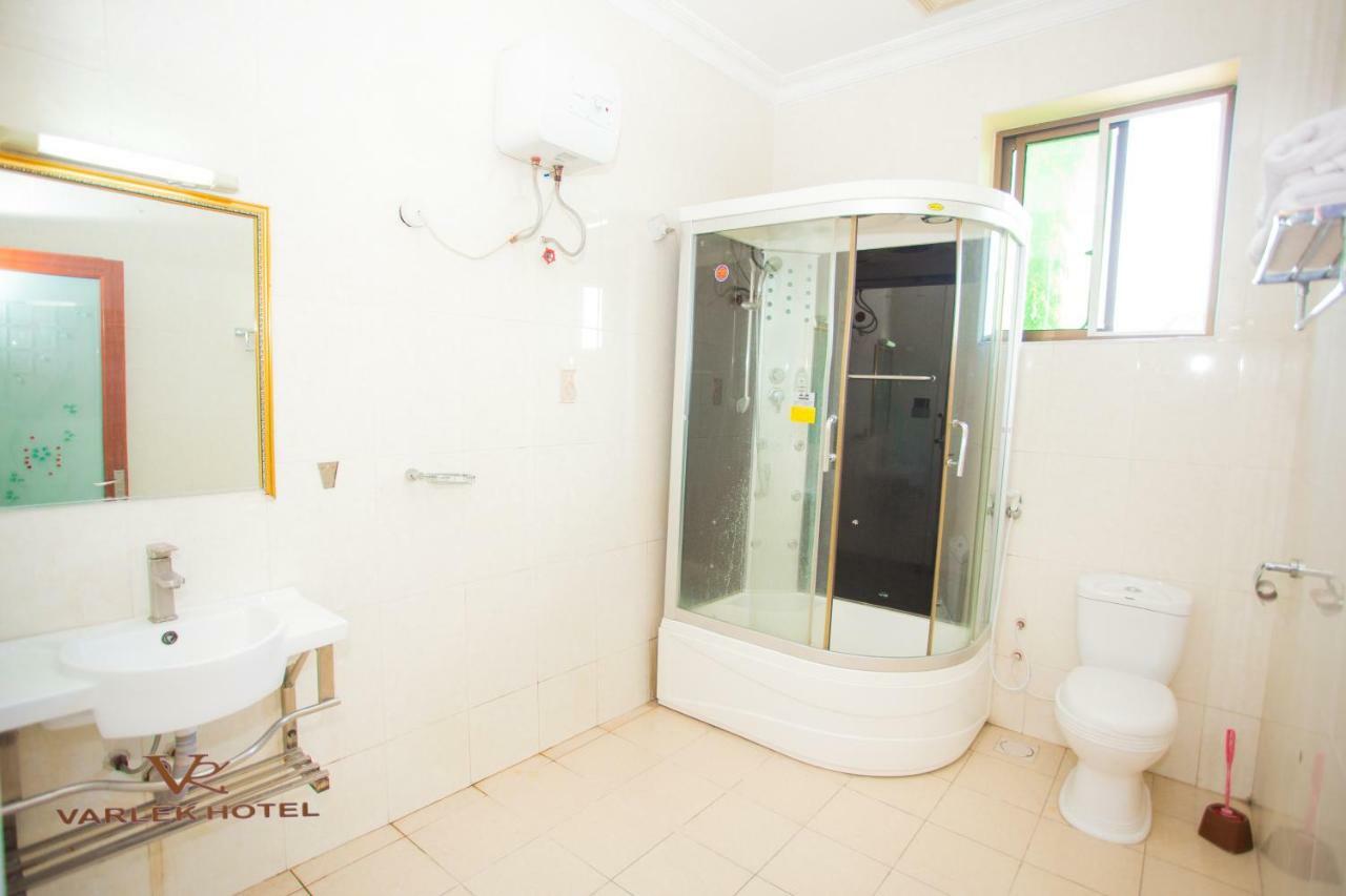 Varlek Hotel Dar es Salaam Zewnętrze zdjęcie