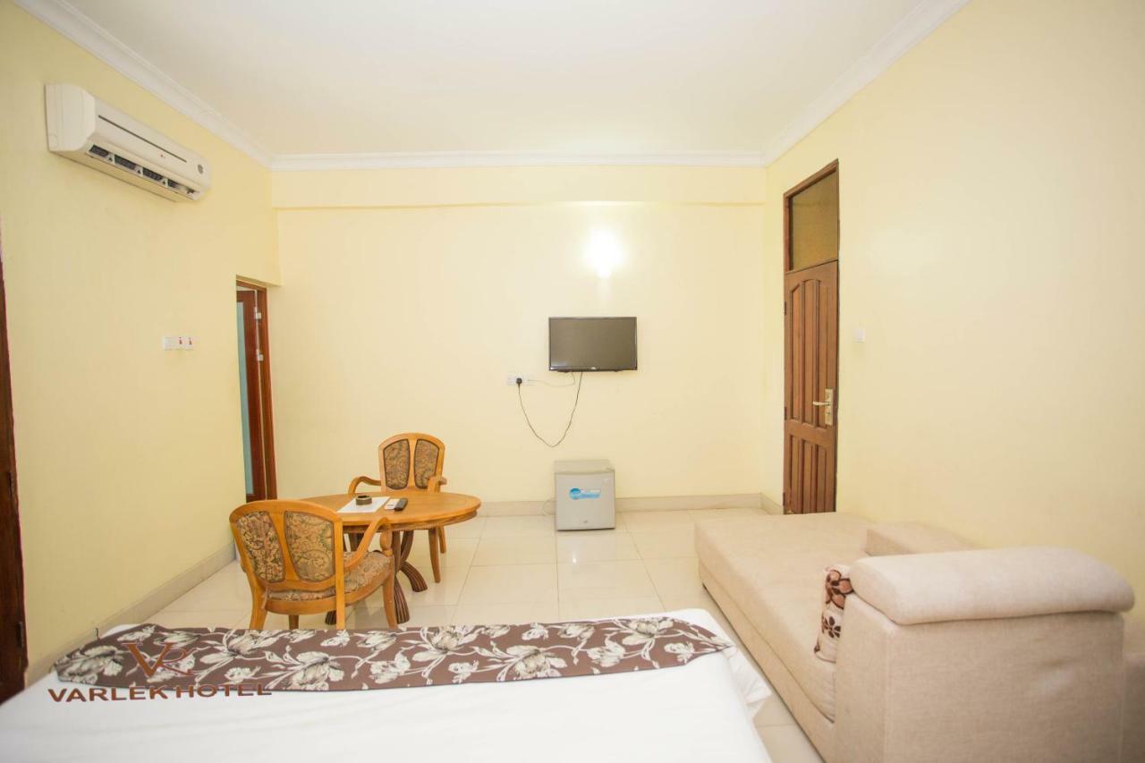 Varlek Hotel Dar es Salaam Zewnętrze zdjęcie